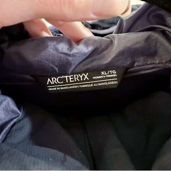 Arc'tery Atom SL Hoody Jacket Black Sapphire
Size XL - Picture 6 of 10